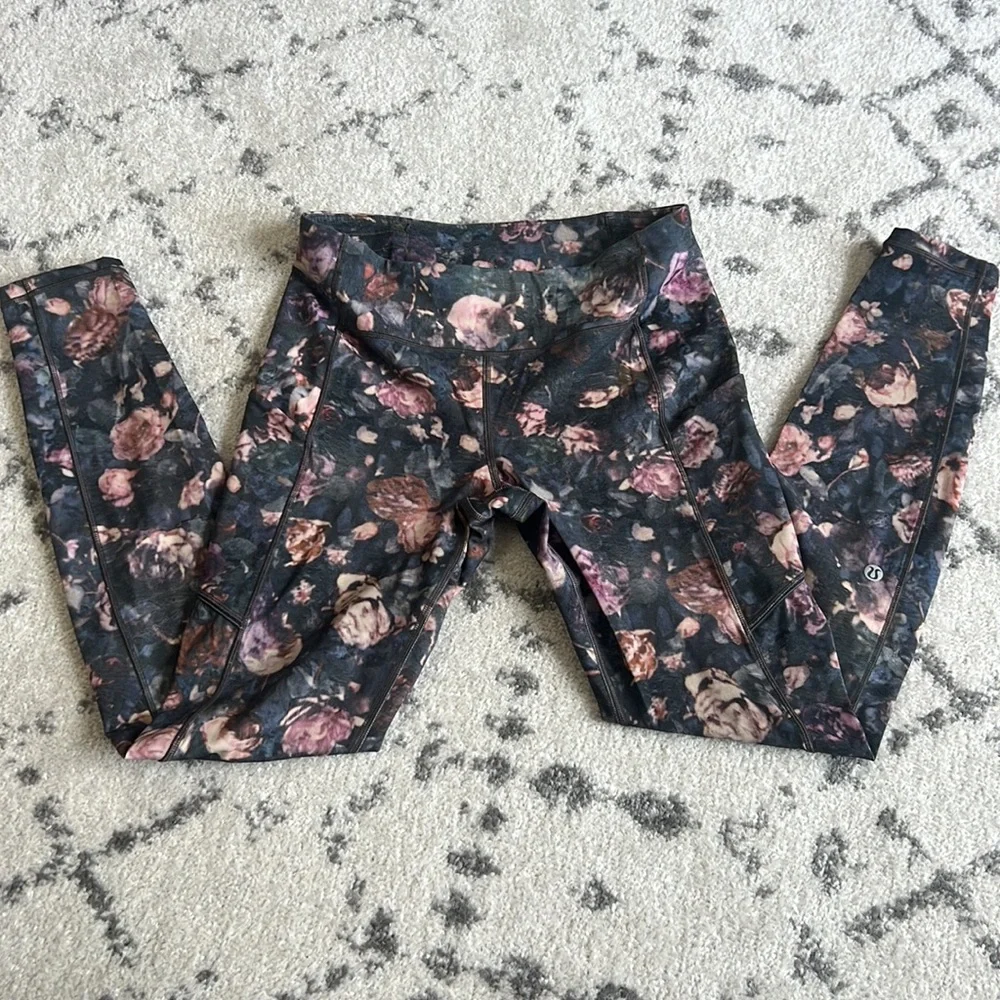 Lululemon Speed Up Tight Leggings Frosted Rose Multi Sz 6‎ - Picture 3 of 10